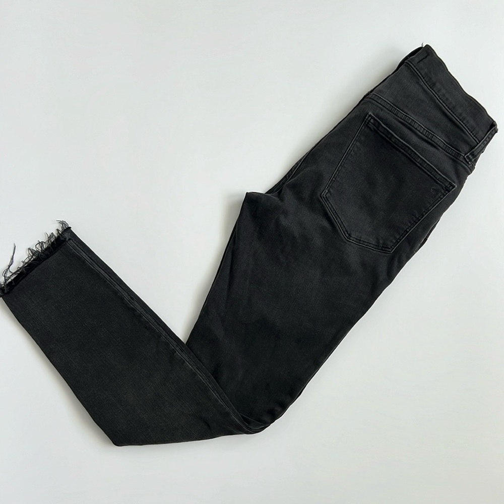 MADEWELL faded black 9” mid-rise skinny jean size 27